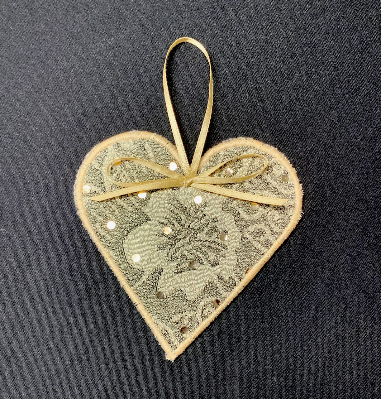 Ornaments%20 %209%20of%2019.jpeg